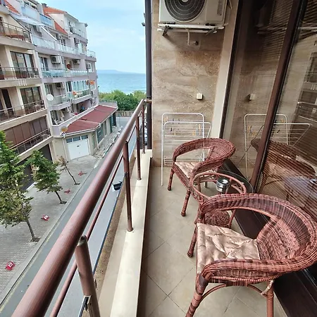 студио прованс лариса Apartamento Pomorie